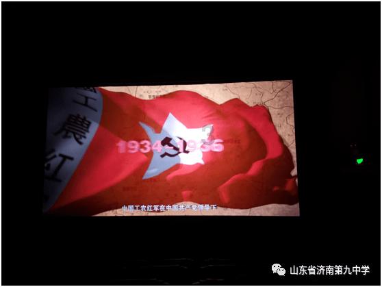 【艺周星报】赵丽颖/杨紫/王星越/许凯解锁新代言!任嘉伦/檀健次/龚俊登刊大赏